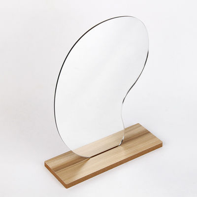 Eğri taşınabilir aydınlatılmış makyaj aynası Ahşap Vanity Stand